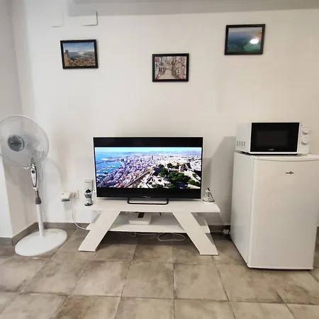 Duplex - 7min To - Historic Center Appartamento *